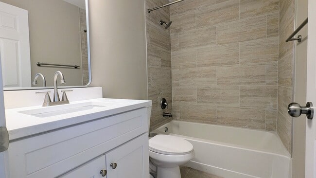 Building Photo - 265 Sierra Pass Dr