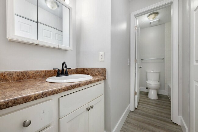 Building Photo - 11806 Arbor St