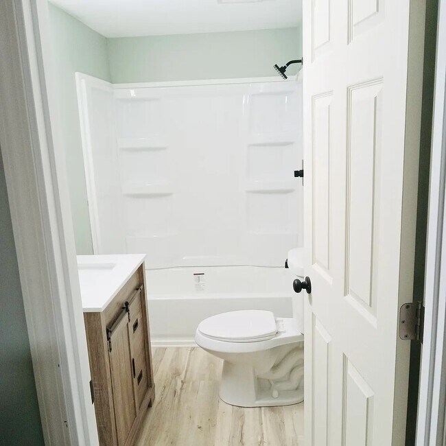 Building Photo - 5023 State Route 132