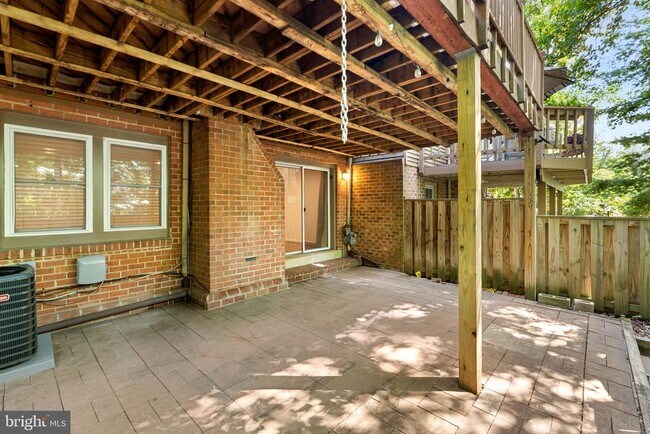 Building Photo - 7877 Painted Daisy Dr