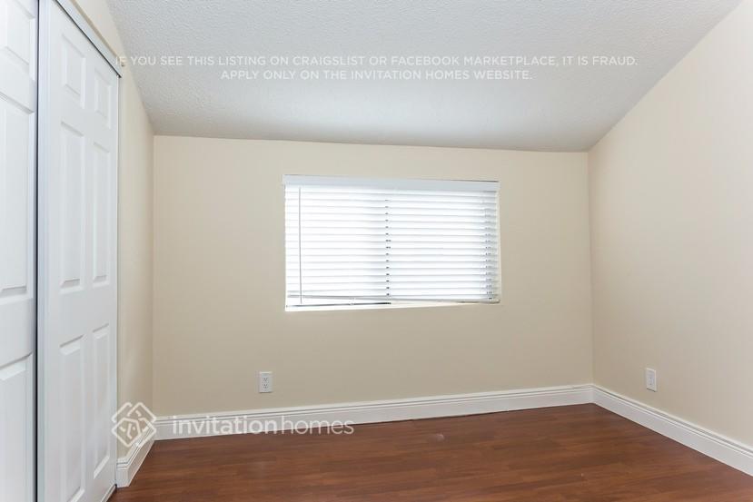 Building Photo - 5879 Rambler Rose Way