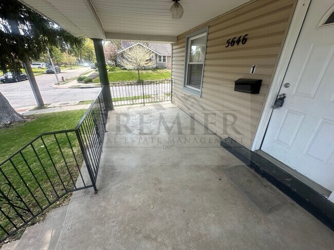 Building Photo - Rent $895 -5646 Lydia Ave, Kansas City, MO...