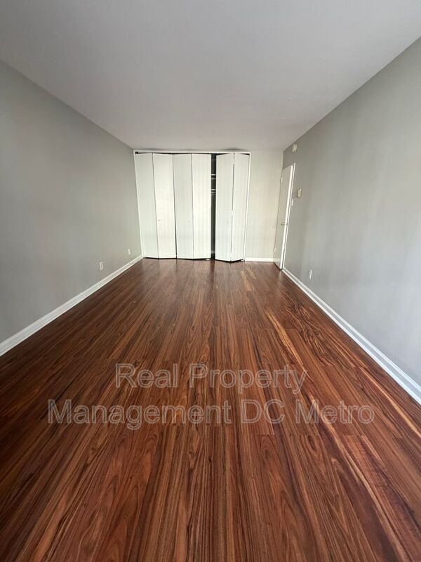 Building Photo - 400 O St SW