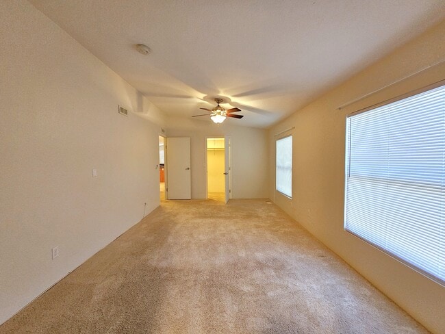 Building Photo - 651 Santa Clara Cir