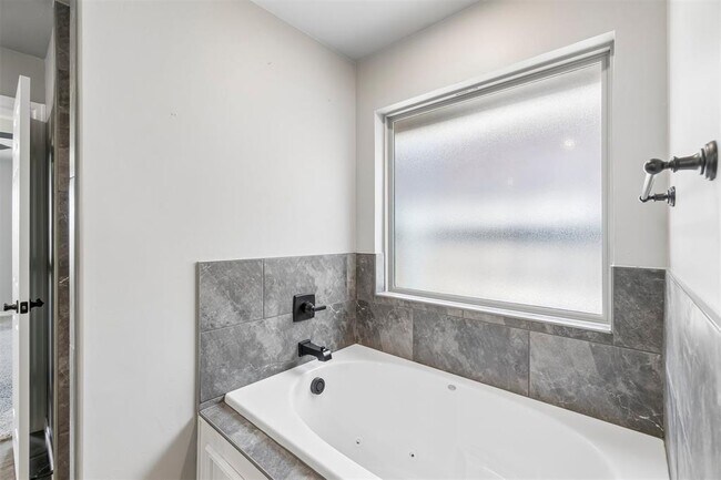 Building Photo - 9225 NW 92nd St