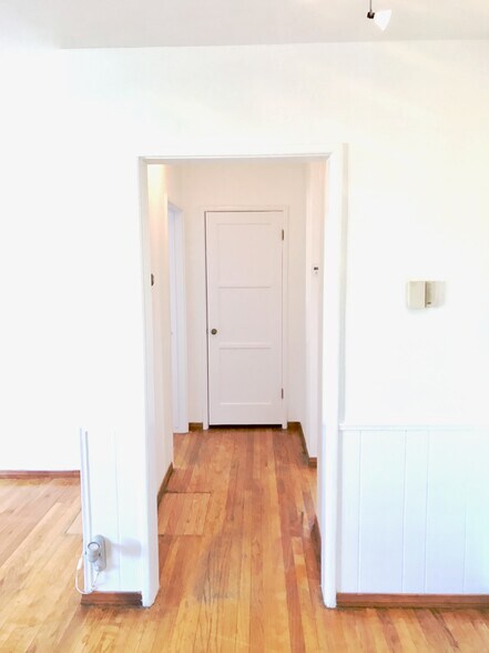 Building Photo - 17418 Califa St