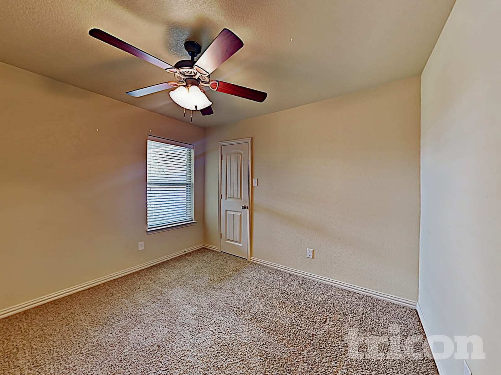 Building Photo - 12216 Hunters Crossing Ln