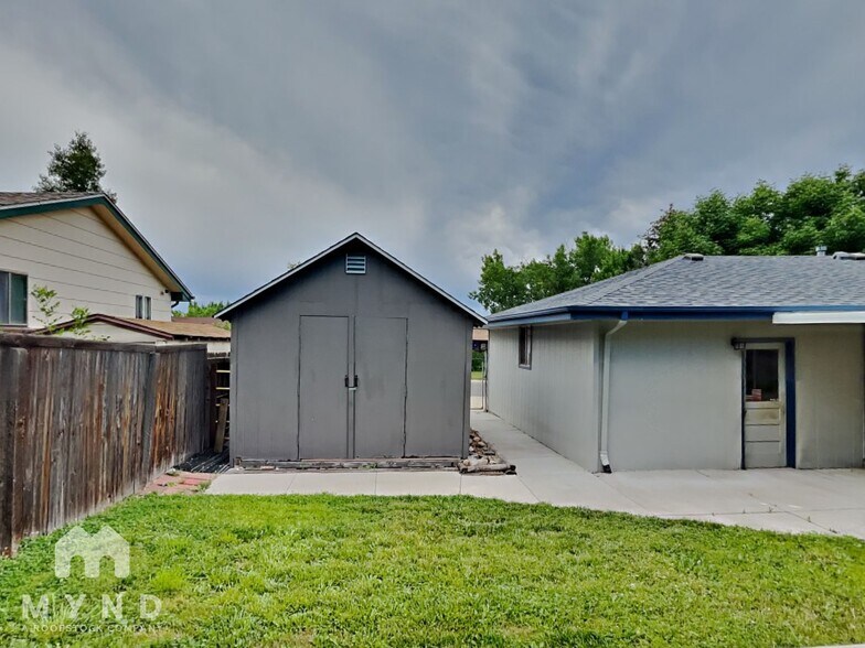 Building Photo - 10173 W 68th Way