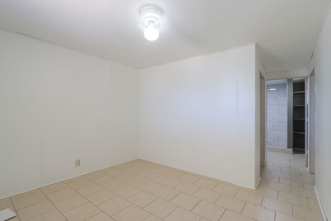 Building Photo - 1341 N Crane St