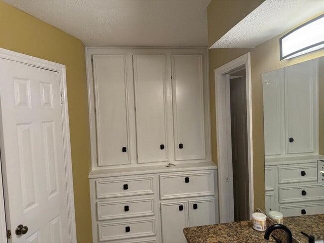 Building Photo - 15111 Paso Real Dr