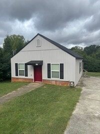 Building Photo - City of Alcoa 37701 -  2 bedroom, 1 bath recently renovated home - Call Tim Tipton (865) 806-7255