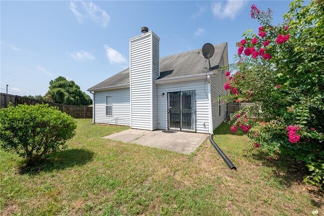 Building Photo - 3690 Manor Ct SW