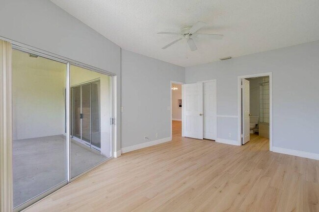 Building Photo - 231 Cypress Point Dr