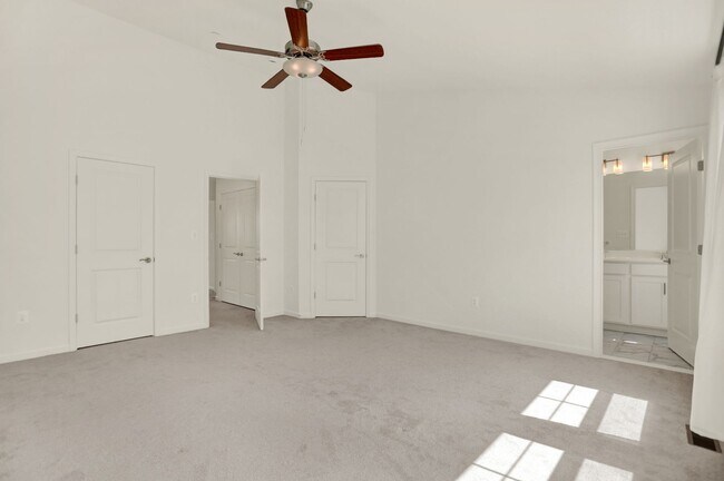 Building Photo - 11301 Carobel Ct