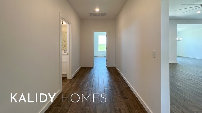 Building Photo - 20456 Antler Farms Dr