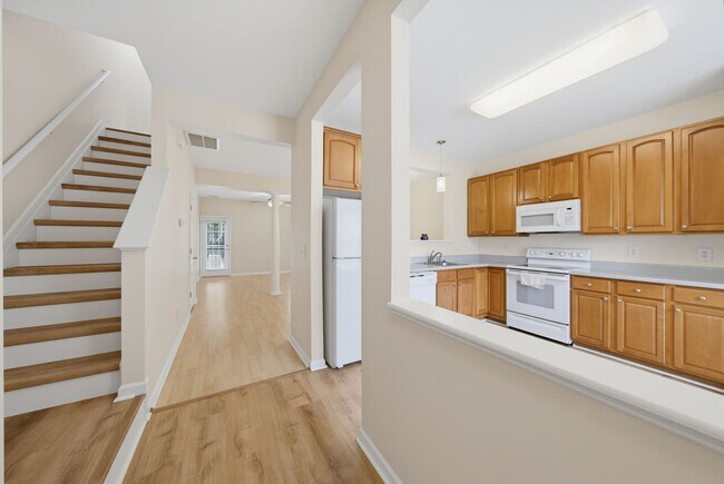 Building Photo - 106 Anterbury Dr