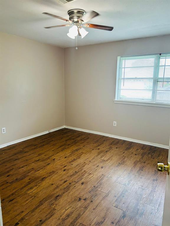 Building Photo - 10506 Huntington Wood Dr