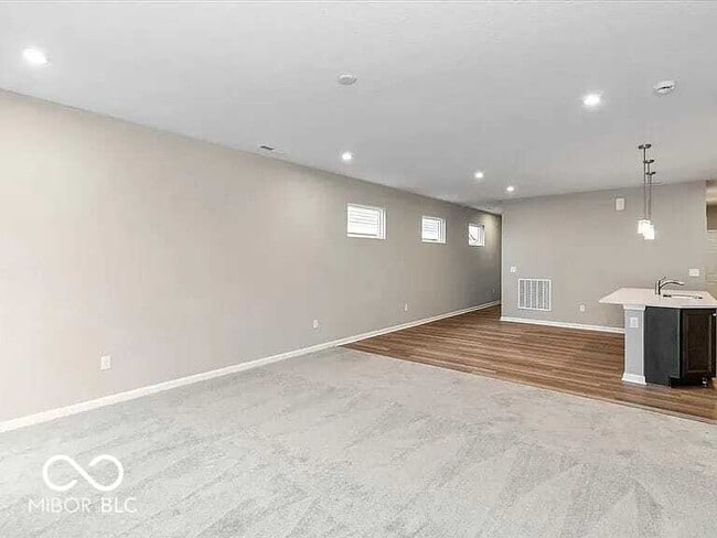 Building Photo - 10309 Gateway Dr