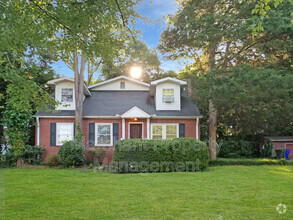 Building Photo - 13 Brookview Cir