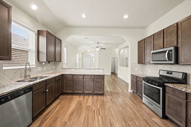 Building Photo - 24806 Pavarotti Pl