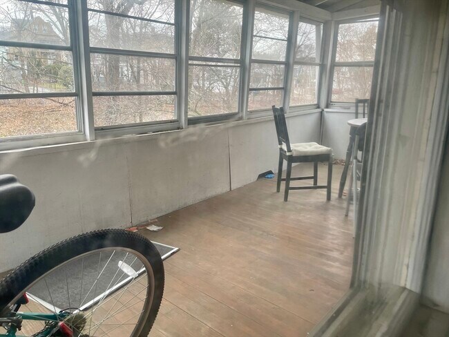 Building Photo - 44 Orchard St