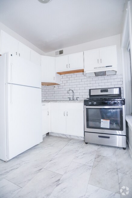 Building Photo - 2625 N Spaulding Ave
