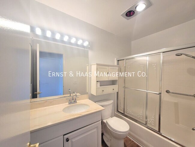 Building Photo - 3565 Linden Ave