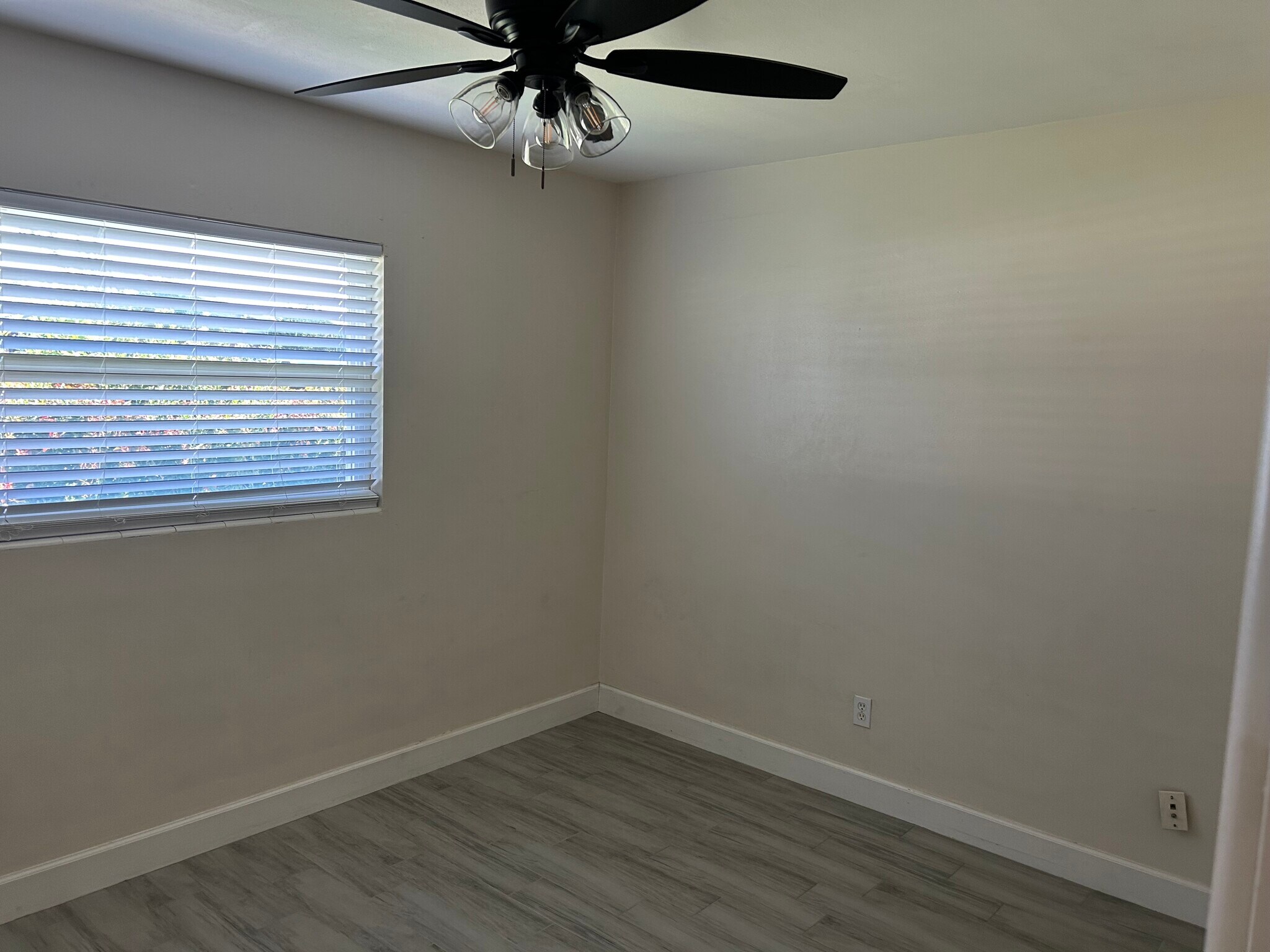 Building Photo - 108 Frances Dr