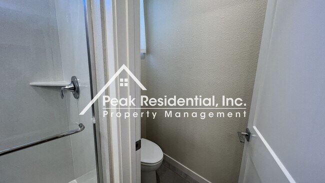 Building Photo - 3283 Warbler Ct