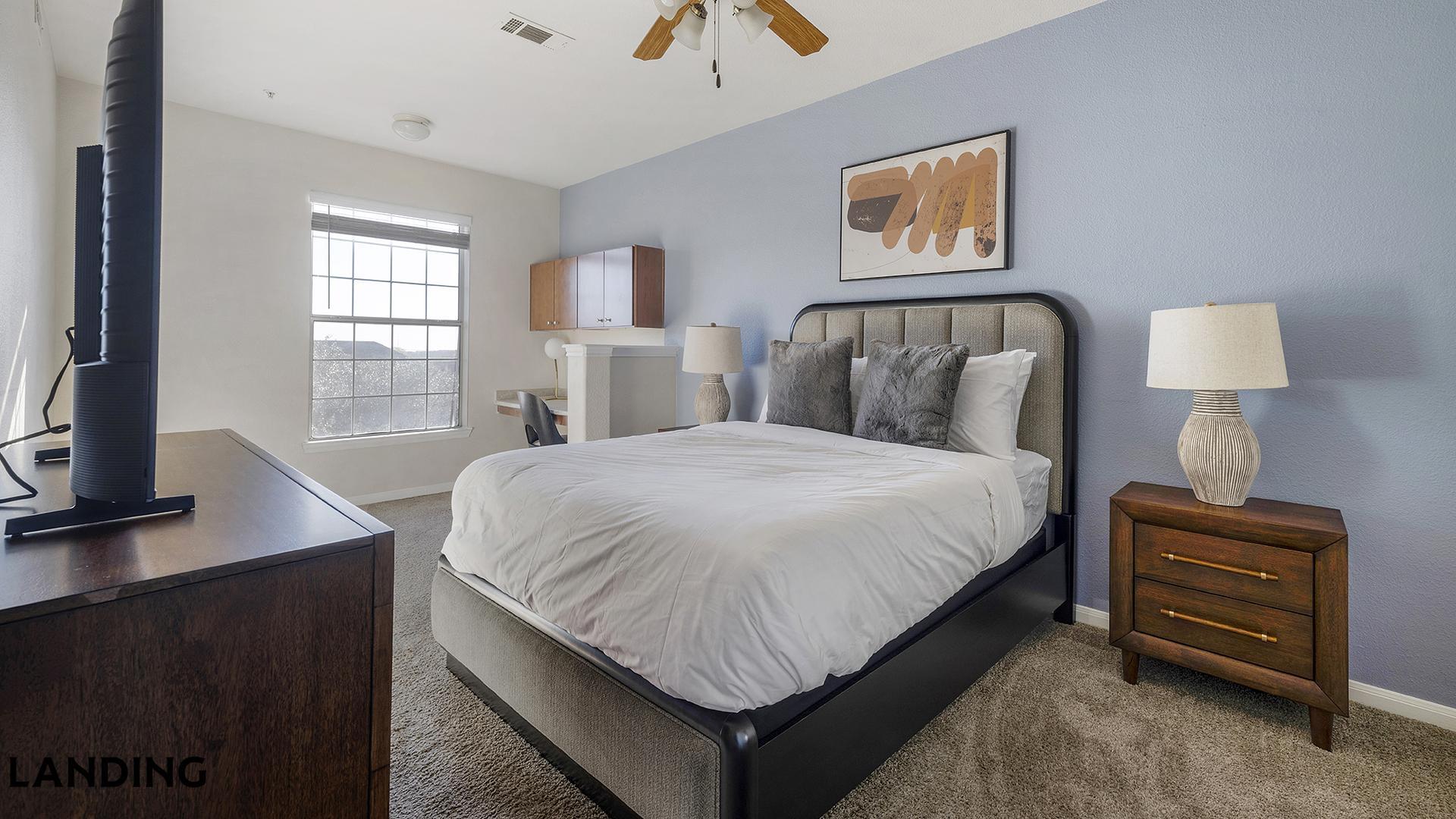 Building Photo - 1215 W Slaughter Ln