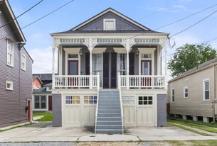 Building Photo - 310 S Olympia St