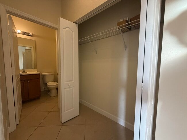 Building Photo - 9491 SW Merlin Ct