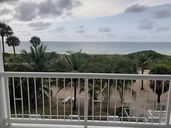 Building Photo - 9341 Collins Ave