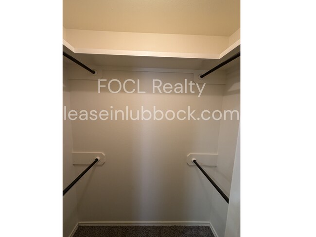 Building Photo - 3/2/2 - Garden Home