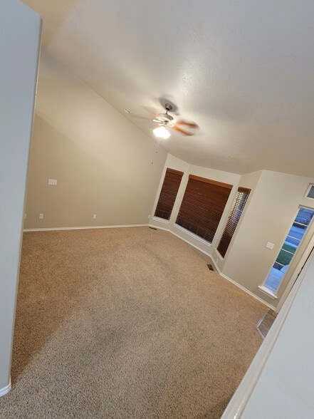 Building Photo - 3846 N Arches Way
