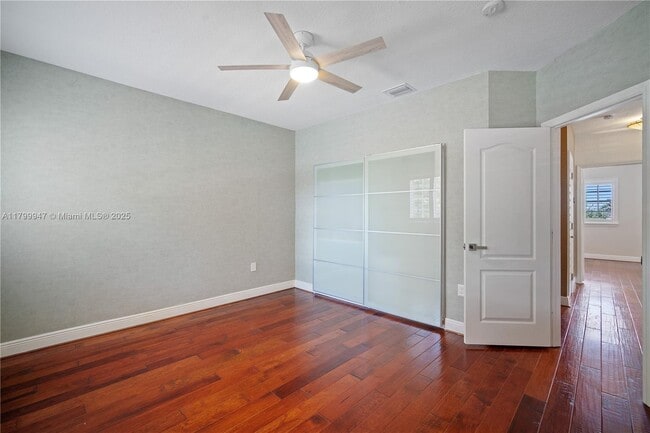 Building Photo - 9101 SW 41st St