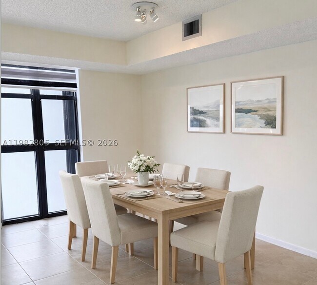 Building Photo - 4000 Towerside Terrace