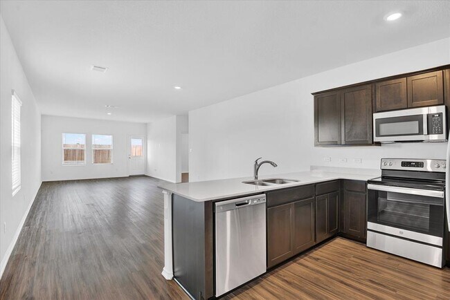 Building Photo - 1138 Cattail Ln