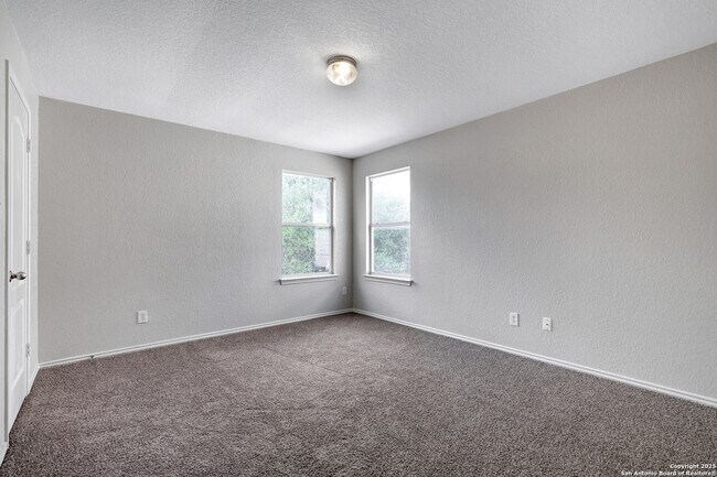 Building Photo - 10511 Cosmos Canyon