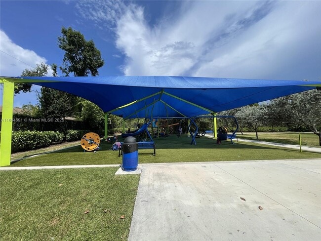 Building Photo - 2301 NW 55th St