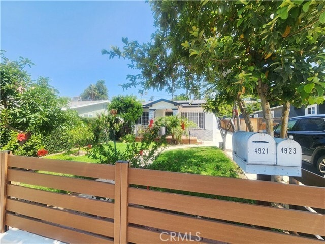 Primary Photo - 4923 Stratford Rd