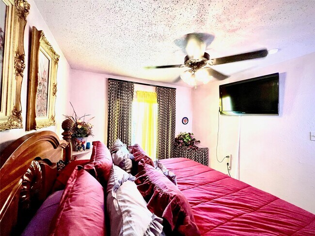 Building Photo - 3111 Windy Royal Dr