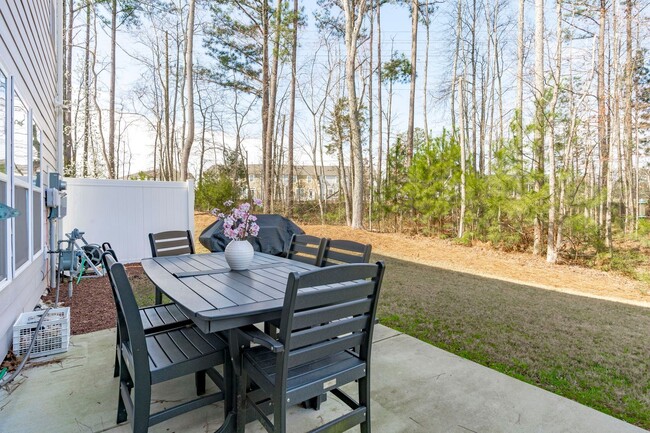 Building Photo - 2784 Masonboro Ferry Dr