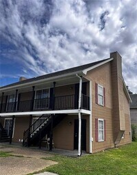 Building Photo - 612 Rue St Martin