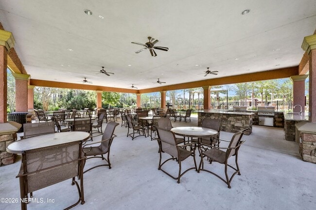 Building Photo - 280 Winding Path Dr