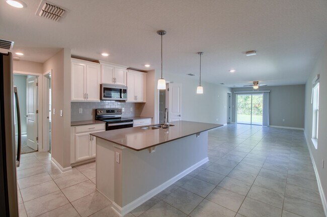 Building Photo - 2873 Black Birch Dr