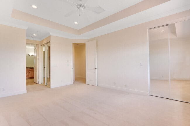 Building Photo - 4505 Artesa Way S