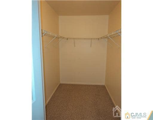 Building Photo - 1725 Waterford Dr