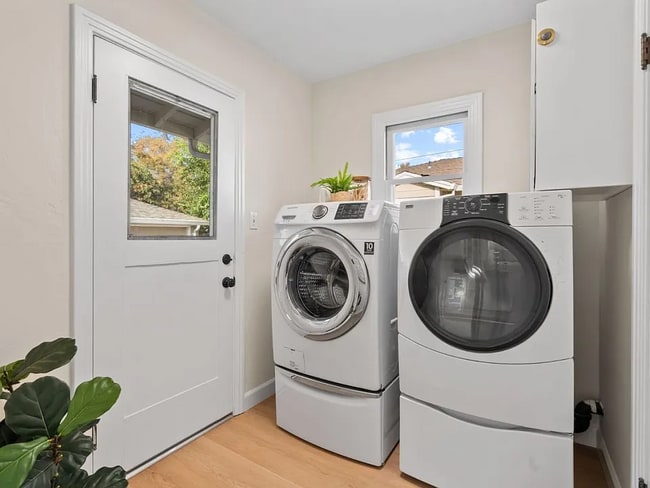 Building Photo - 1173 Malone Rd