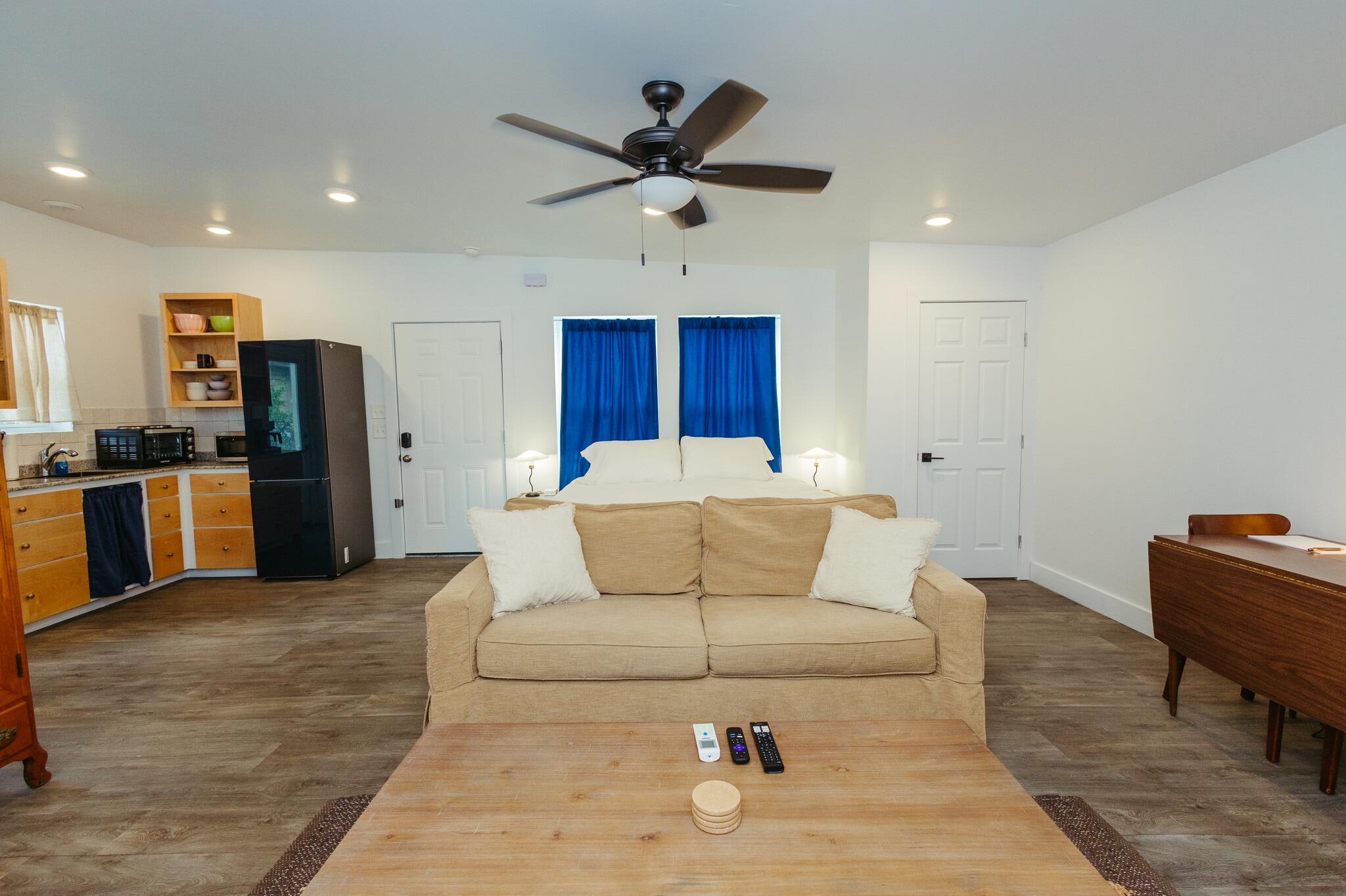 Building Photo - 3900 Leland Ave